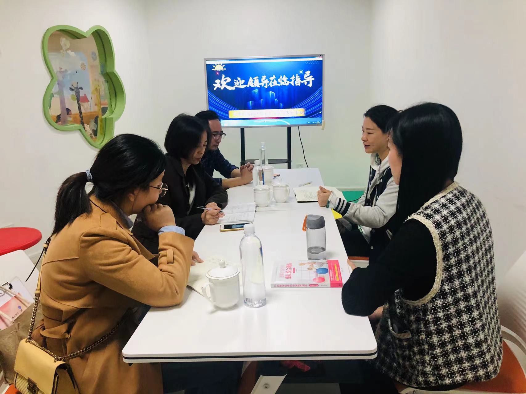 父母怎么实现自闭症早期发展训练呢？
